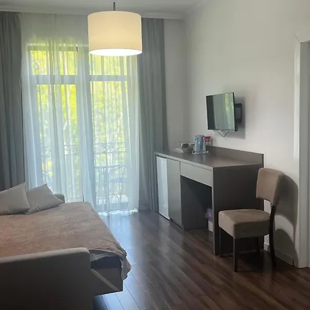 кайзервальд апарт 3*