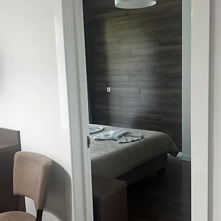 кайзервальд апарт 公寓式酒店 3*