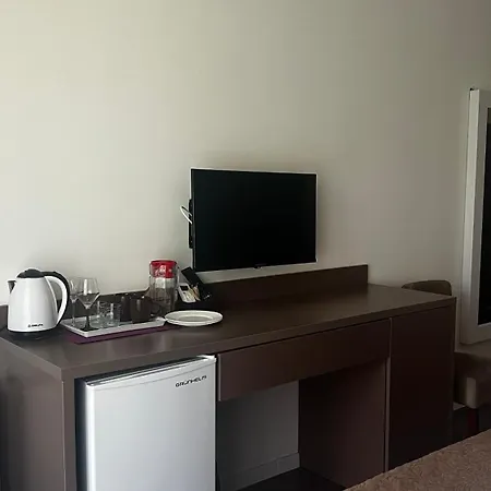 кайзервальд апарт 3*